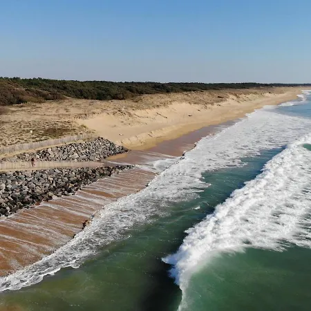 Holiday home Maison 6 Pers, 900m Plage Des Conches, Piscine & Animaux Admis - Fr-1-194-240 *